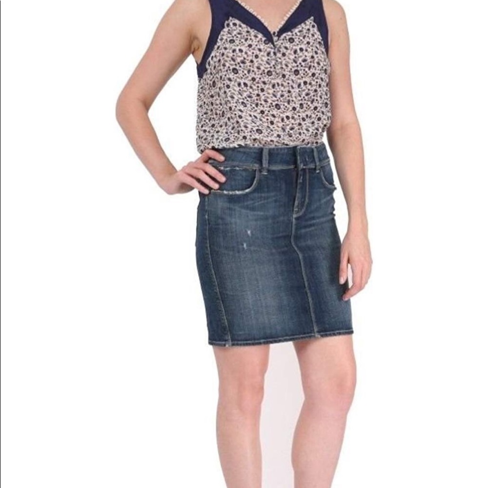 Brand: Genetic Denim Pencil Blue Jean Mini Skirt